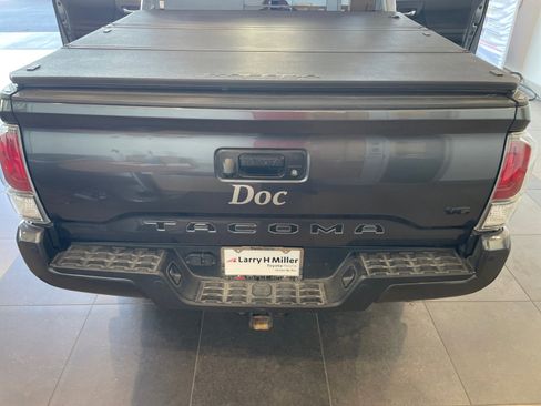 Certified 2023 Toyota Tacoma TRD Off-Road image 22