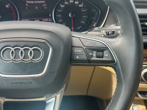 Used 2019 Audi Q5 2.0T Premium w/ Convenience Package AWD/4WD image 10