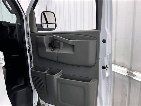 Certified 2025 Chevrolet Express 2500 w/ Driver Convenience Package RWD image 20