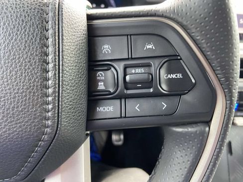 Used 2025 Toyota 4Runner TRD Sport Premium AWD/4WD image 33