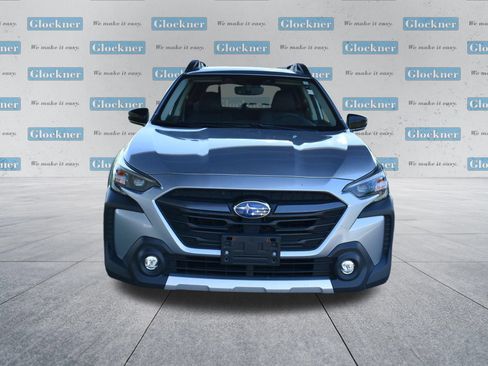 Used 2023 Subaru Outback Limited AWD/4WD image 2