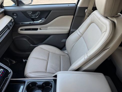 Used 2020 Lincoln Corsair Reserve w/ Elements Package AWD/4WD image 29