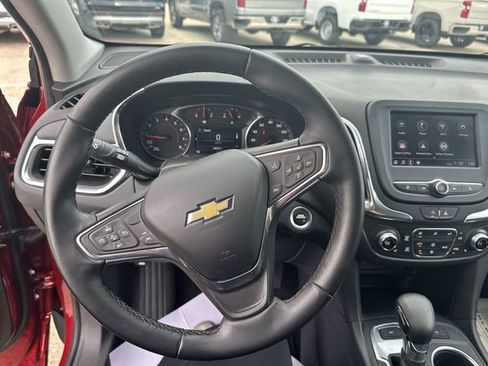 Used 2024 Chevrolet Equinox LT AWD/4WD image 15