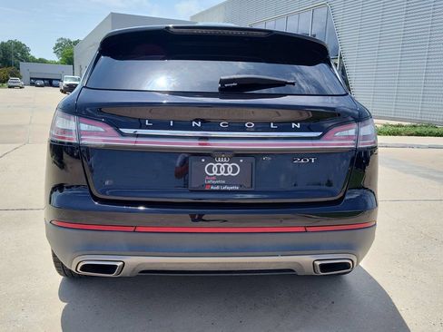 Used 2019 Lincoln Nautilus Reserve FWD image 7