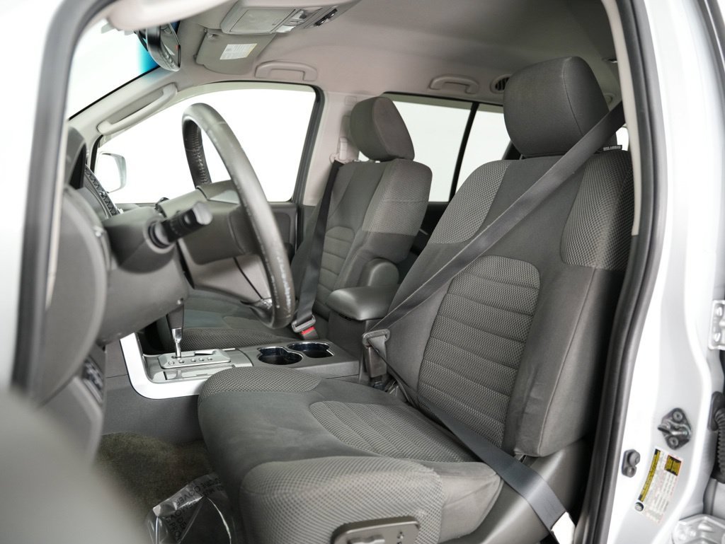 Used 2012 Nissan Pathfinder SV RWD image 45