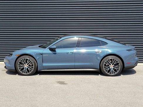 Certified 2025 Porsche Taycan AWD/4WD image 2