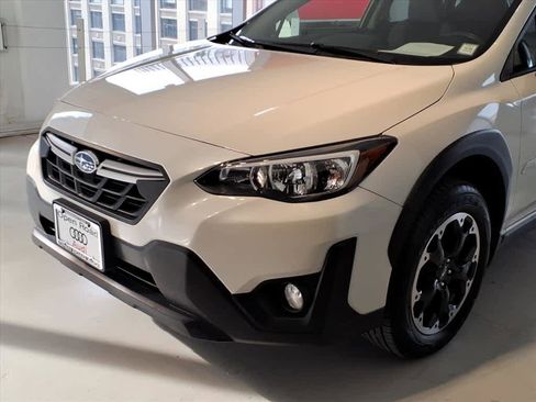 Used 2023 Subaru Crosstrek 2.0i Premium image 7