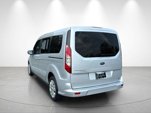 Used 2022 Ford Transit Connect XLT FWD image 3