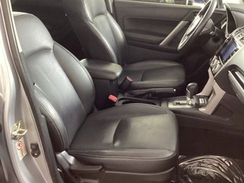 Used 2017 Subaru Forester 2.5i Limited image 18