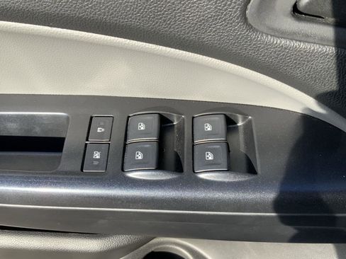 Used 2019 GMC Canyon 2WD Crew Cab w/ Convenience Package image 21