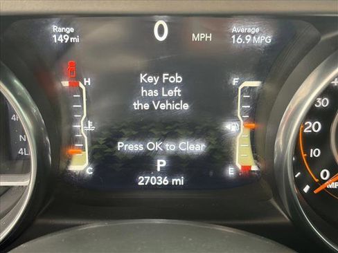 Used 2023 Jeep Gladiator Willys image 15