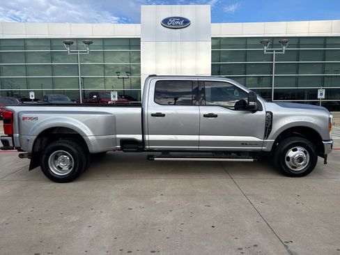 Used 2024 Ford F350 XLT w/ 360-Degree Camera Package image 6