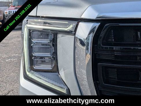 Used 2024 GMC Yukon XL SLE w/ Gmc Pro Safety Plus Package image 10