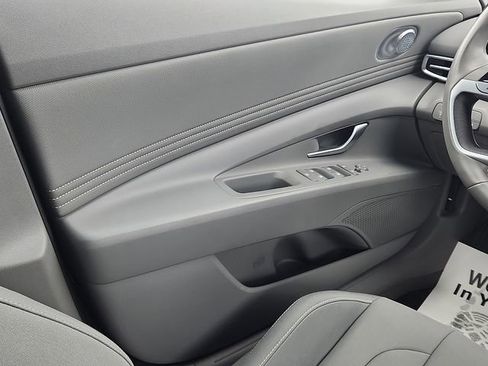 Certified 2023 Hyundai Elantra SEL w/ Convenience Package FWD image 11