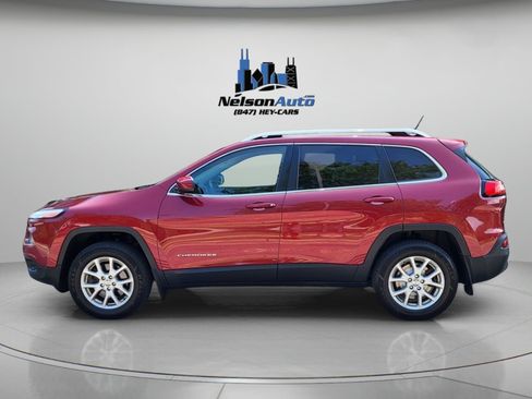 Used 2015 Jeep Cherokee Latitude w/ Cold Weather Group AWD/4WD image 9