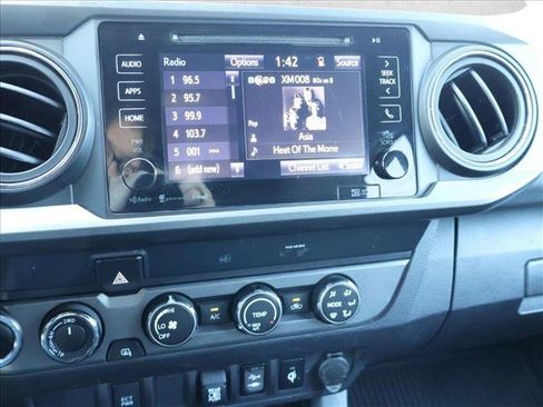 Used 2019 Toyota Tacoma TRD Off-Road AWD/4WD image 16