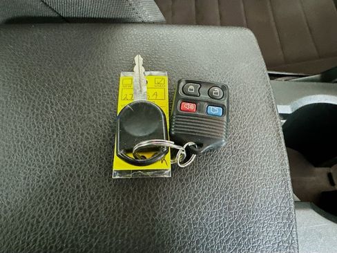 Used 2007 Ford Mustang GT image 35