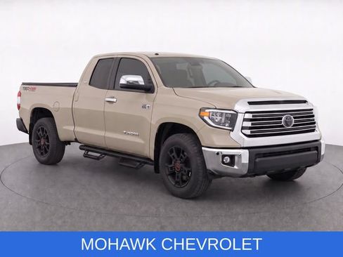 Used 2018 Toyota Tundra Limited w/ Limited Premium Package AWD/4WD image 2