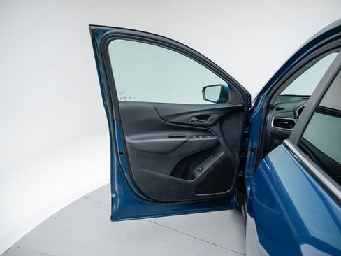 Used 2024 Chevrolet Equinox LT image 23