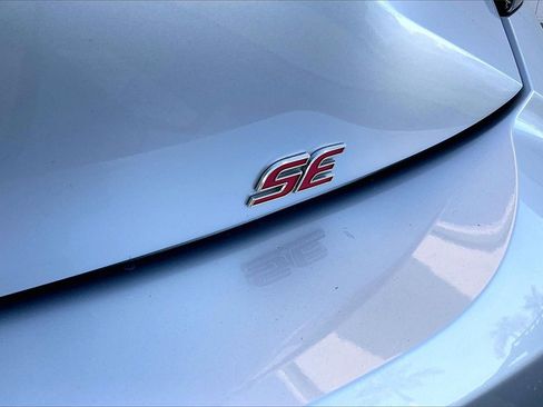 Used 2024 Toyota Corolla SE image 20