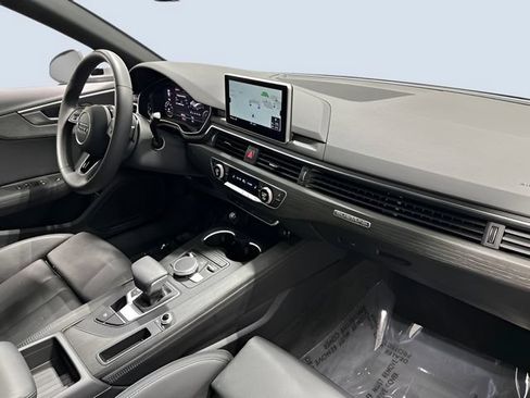 Used 2019 Audi A4 2.0T Premium Plus w/ Premium Plus Package AWD/4WD image 11