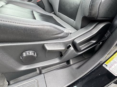 Used 2023 Ford Bronco Black Diamond w/ Sasquatch Package image 19