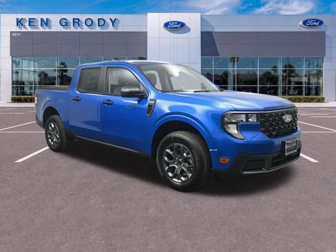 Used 2026 Ford Maverick XLT FWD image 1