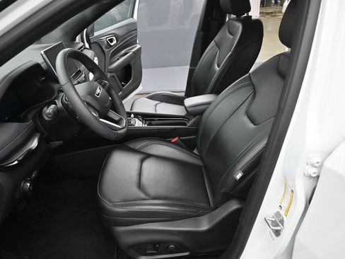 Used 2025 Jeep Compass Limited w/ High Altitude Package AWD/4WD image 21