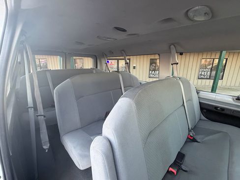 Used 2008 Ford E-350 and Econoline 350 XLT image 13