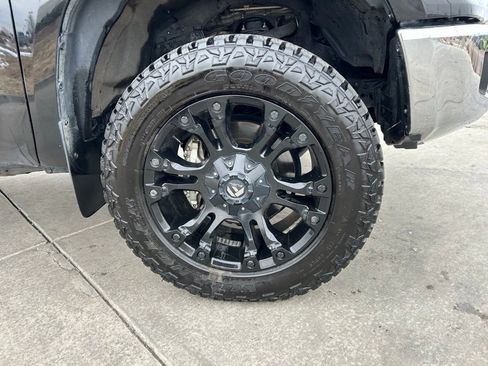 Used 2020 Toyota Tundra 1794 Edition image 32