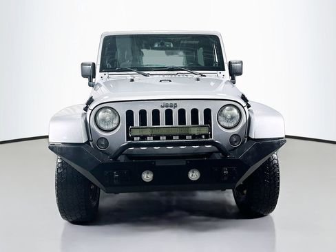 Used 2014 Jeep Wrangler Unlimited Sahara w/ Dual Top Group image 4
