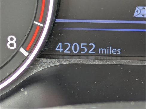 Used 2022 Nissan Altima 2.5 SR w/ Midnight Edition Package FWD image 24