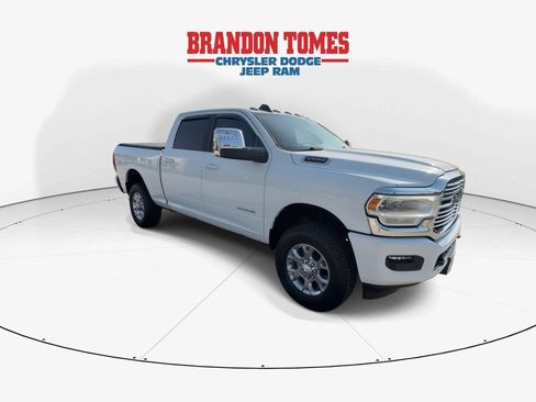 Used 2023 RAM 2500 Laramie AWD/4WD image 2