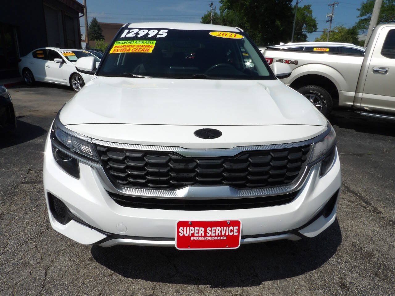 Used 2021 Kia Seltos LX AWD/4WD image 2