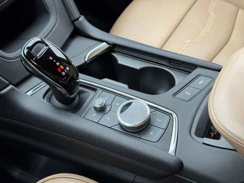 Certified 2022 Cadillac XT6 Sport w/ Platinum Package image 35