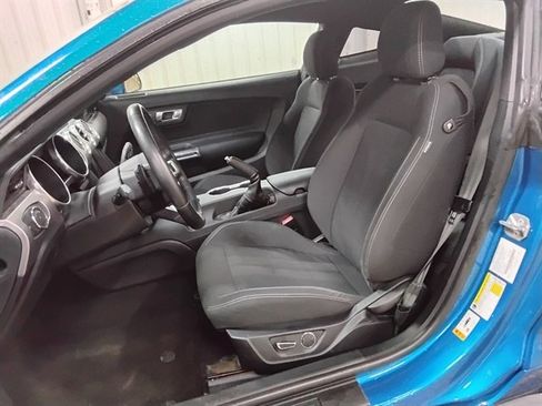 Used 2019 Ford Mustang GT image 10