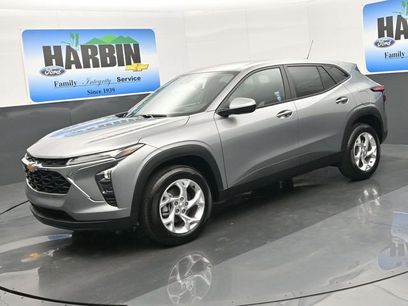 New 2026 Chevrolet Trax LS w/ LS Convenience Package