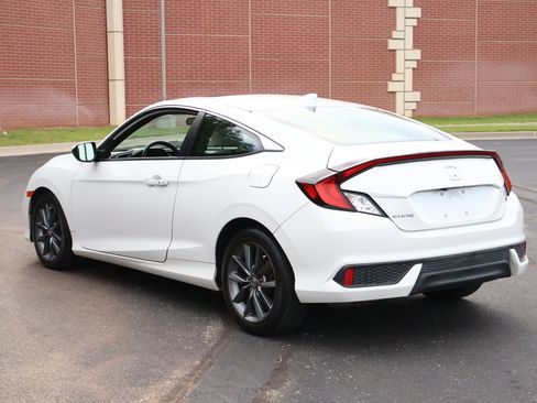 Used 2019 Honda Civic EX image 6