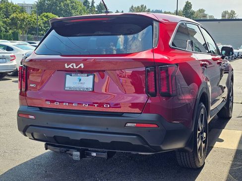 Used 2022 Kia Sorento LX AWD/4WD image 5