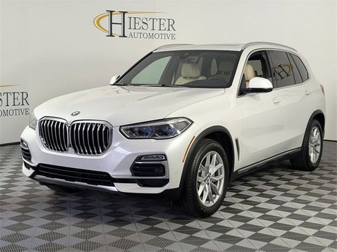Used 2020 BMW X5 xDrive40i w/ Executive Package image 4