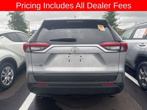 Used 2025 Toyota RAV4 XLE FWD image 4