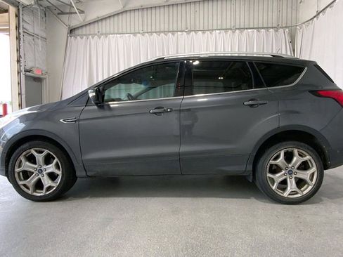 Used 2019 Ford Escape Titanium image 26