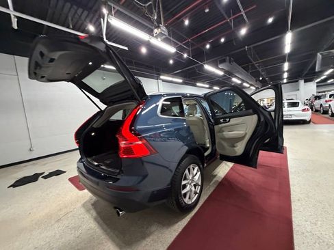 Used 2018 Volvo XC60 T5 Momentum w/ Convenience Package image 51