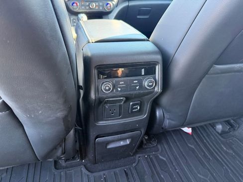 Used 2017 GMC Acadia Denali AWD/4WD image 7