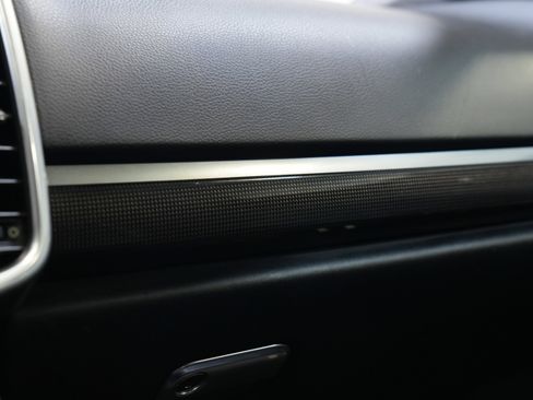 Used 2016 Porsche Cayenne GTS image 47