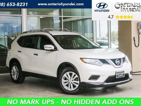 Used 2016 Nissan Rogue SV w/ SV Premium Package FWD image 1