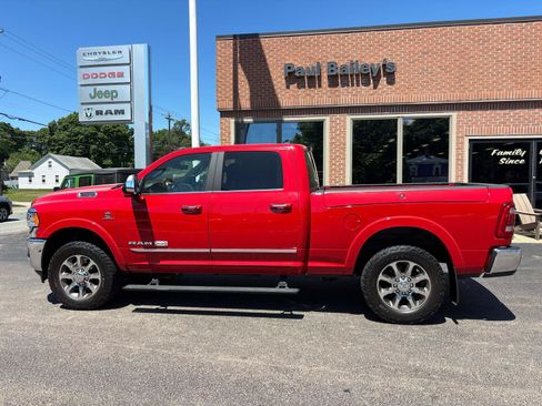 Used 2022 RAM 2500 Limited AWD/4WD image 4