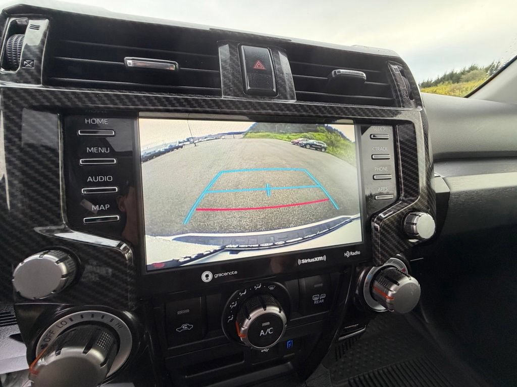Used 2023 Toyota 4Runner 40th Anniversary SE AWD/4WD image 28