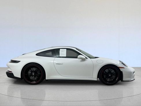 Certified 2022 Porsche 911 GT3 RWD image 8