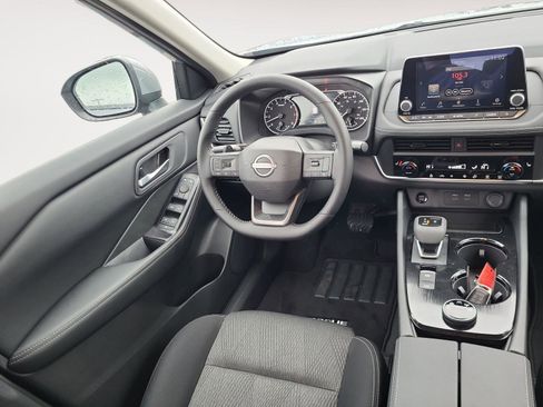 New 2026 Nissan Rogue SV w/ Cold Weather Package AWD/4WD image 11
